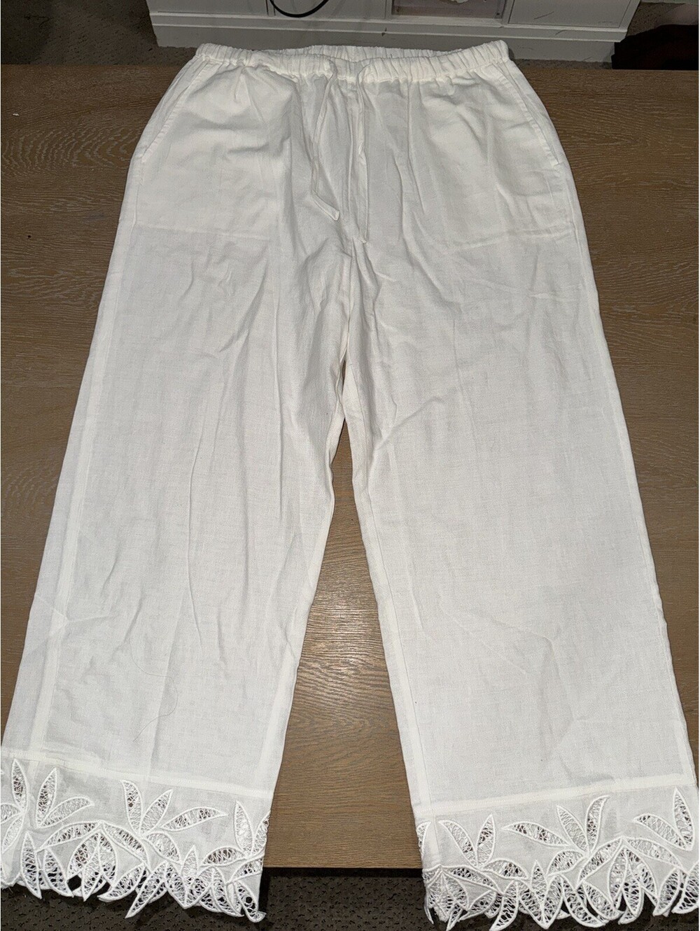 Rails Emmie Embroidered Pants 26" SIZE LARGE in White Palm Embroidery